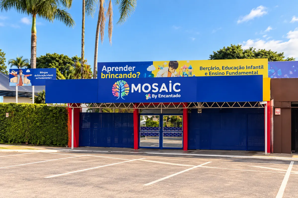 Fachada da Escola Mosaic, no Lago Sul